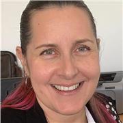 Profesora de contabilidad básica con 20 años de experiencia, ofrece a estudiantes técnicos y primeros semestres contaduría, clases virtuales